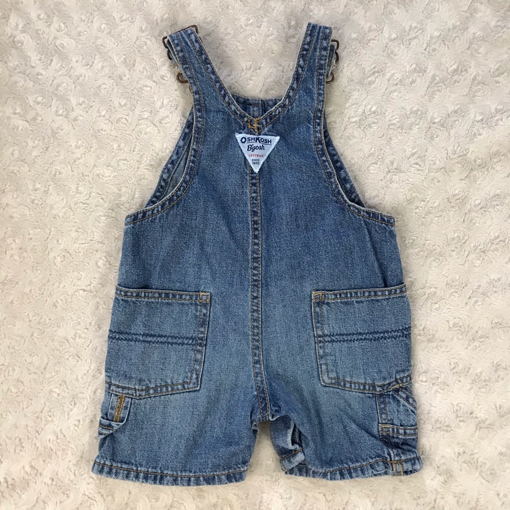 OshKosh B’Gosh Shortalls Bib Overall Shorts 9M - Picture 2 of 3